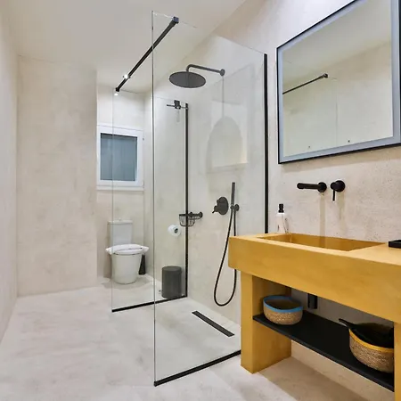 Apartment 2 Bd Lycabettus Stylish By Live&travel *