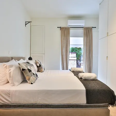 2 Bd Lycabettus Stylish By Live&travel Apartment Athens